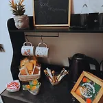 Lovers' Nest - Apartment Rom