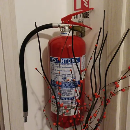 Lovers' Nest - * Rzym